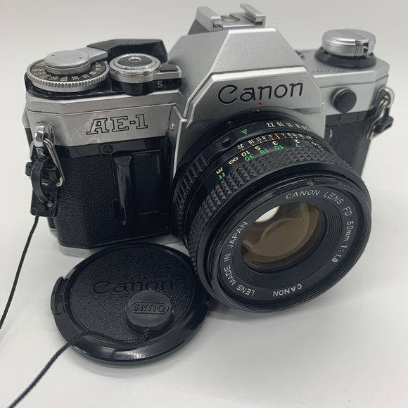 Canon AE-1 35mm Film Camera with Canon 50mm f/1.8 FD Lens (Film Tested) - Picture 3 of 14